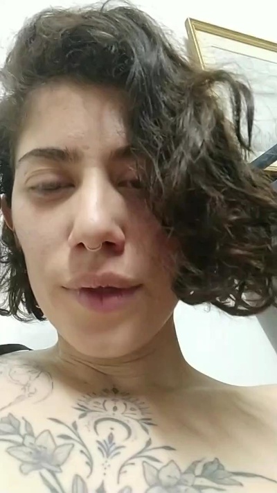 22gdeflores live from Argentina