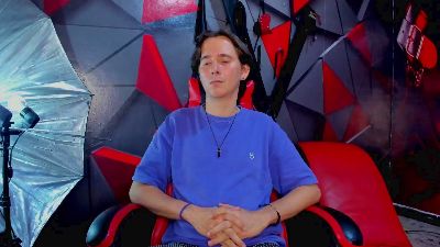 Aaron_LatinMen2 live from Colombia