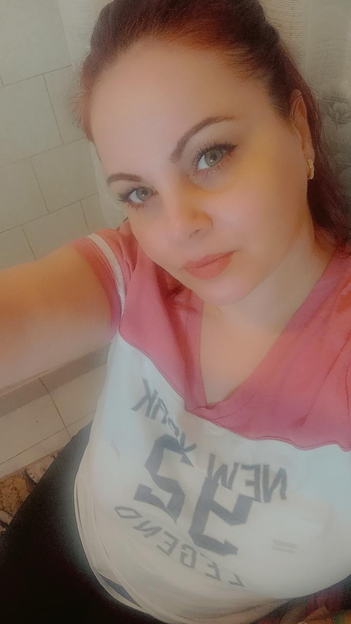Adelamilfsex live from Romania