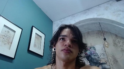 Albert_Bernal69 live from Colombia