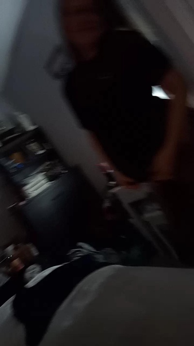 AlexMarie22 live from United States