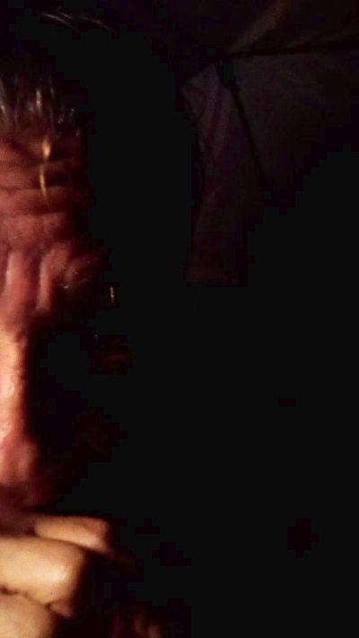 Amores1982 live from Spain