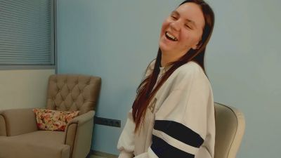 AnnetteStine live from United States