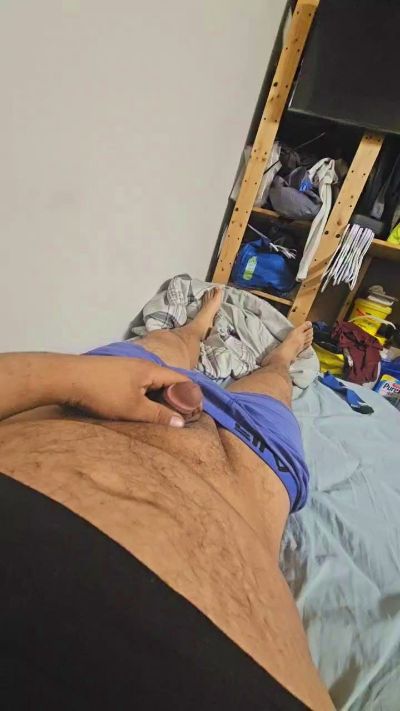 Arevalo30000 live from Canada