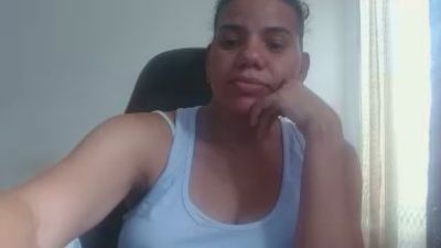 Ariannalovel live from Colombia