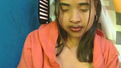 Aurelia00 live from Madagascar