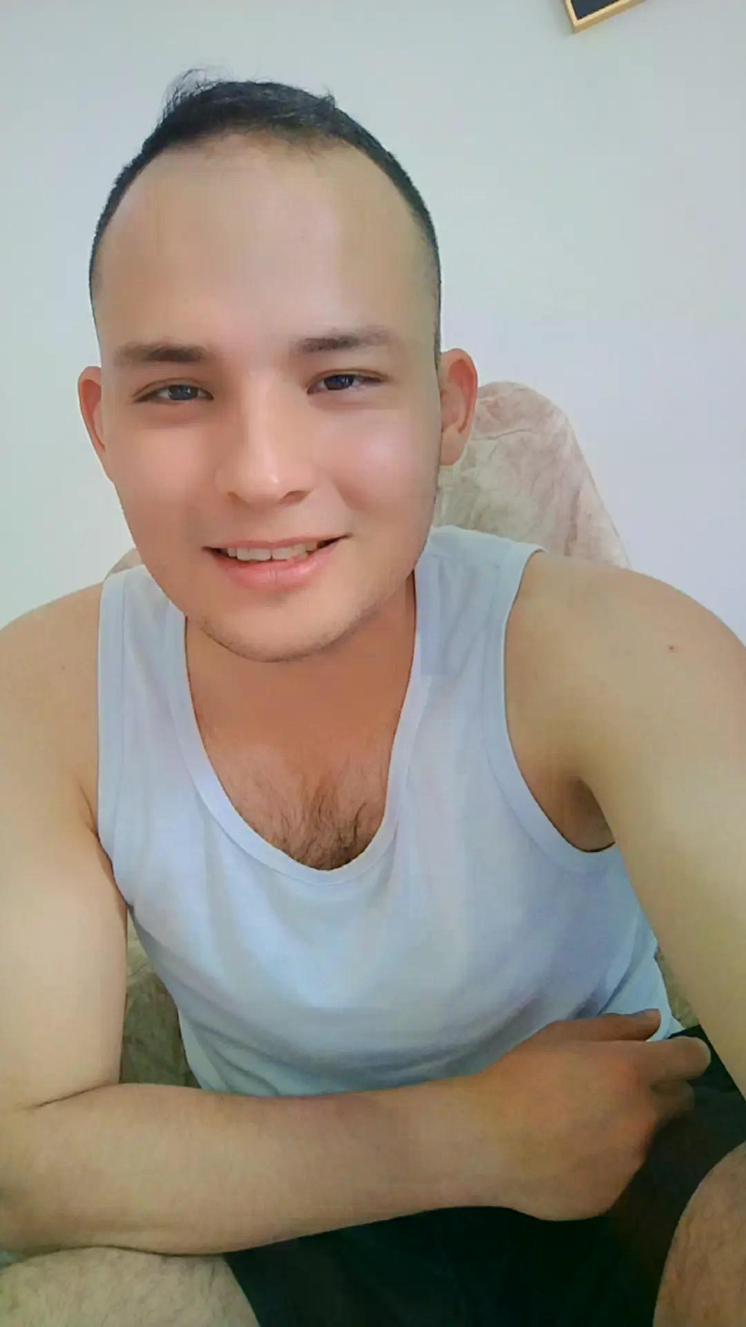Axel_liss live from Colombia
