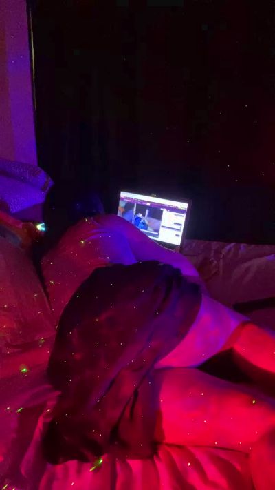 BettyPageeeeeee live from Peru