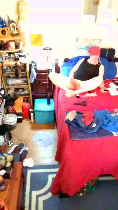 BobbieCrane live from United States