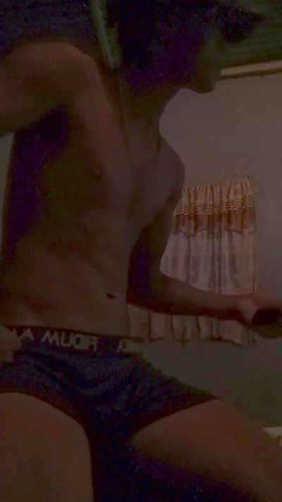 Boyperverpiss live from France