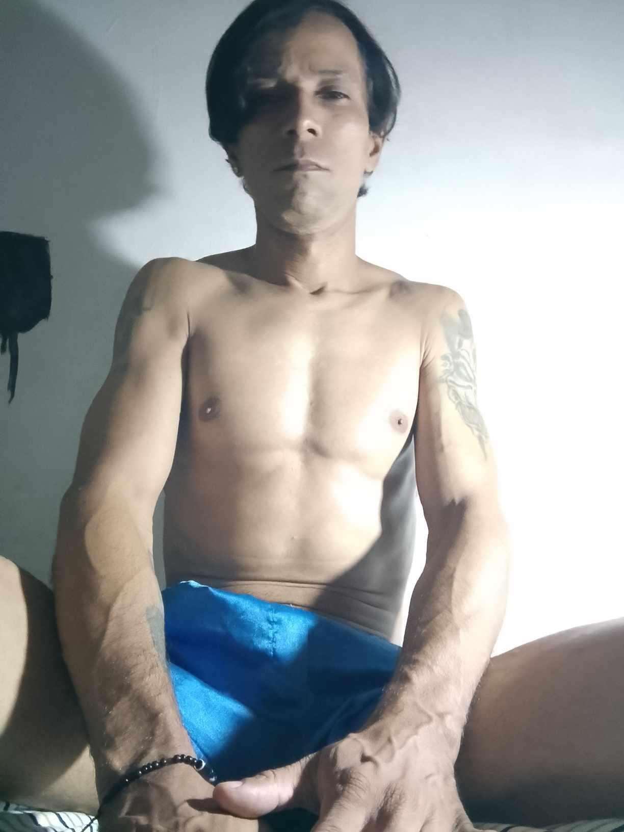 Burtonbell live from Colombia