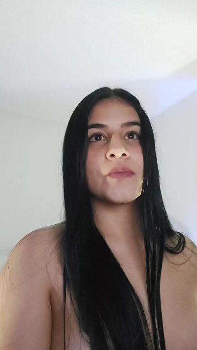 CHANEL_07 live from Spain