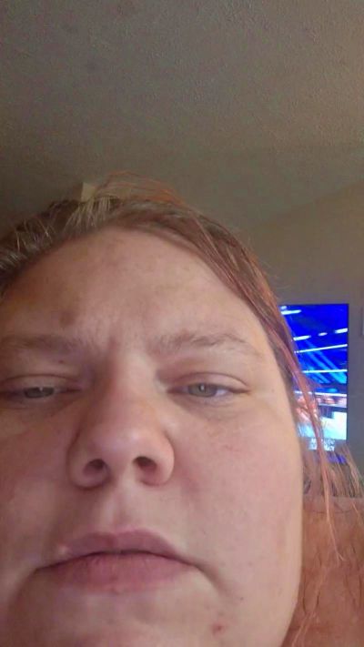 Cassbear26 live from United States