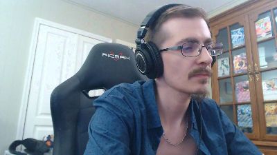 CasuallyCorrupt live from United States