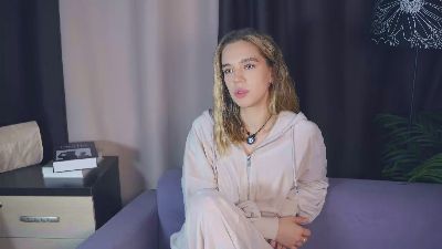 CatriceTrevigne live from France