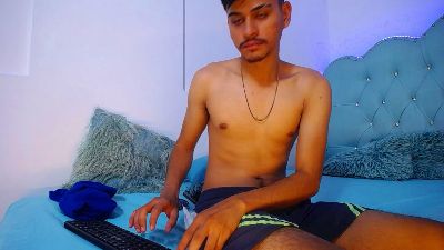 Charlir_cock_ live from Colombia