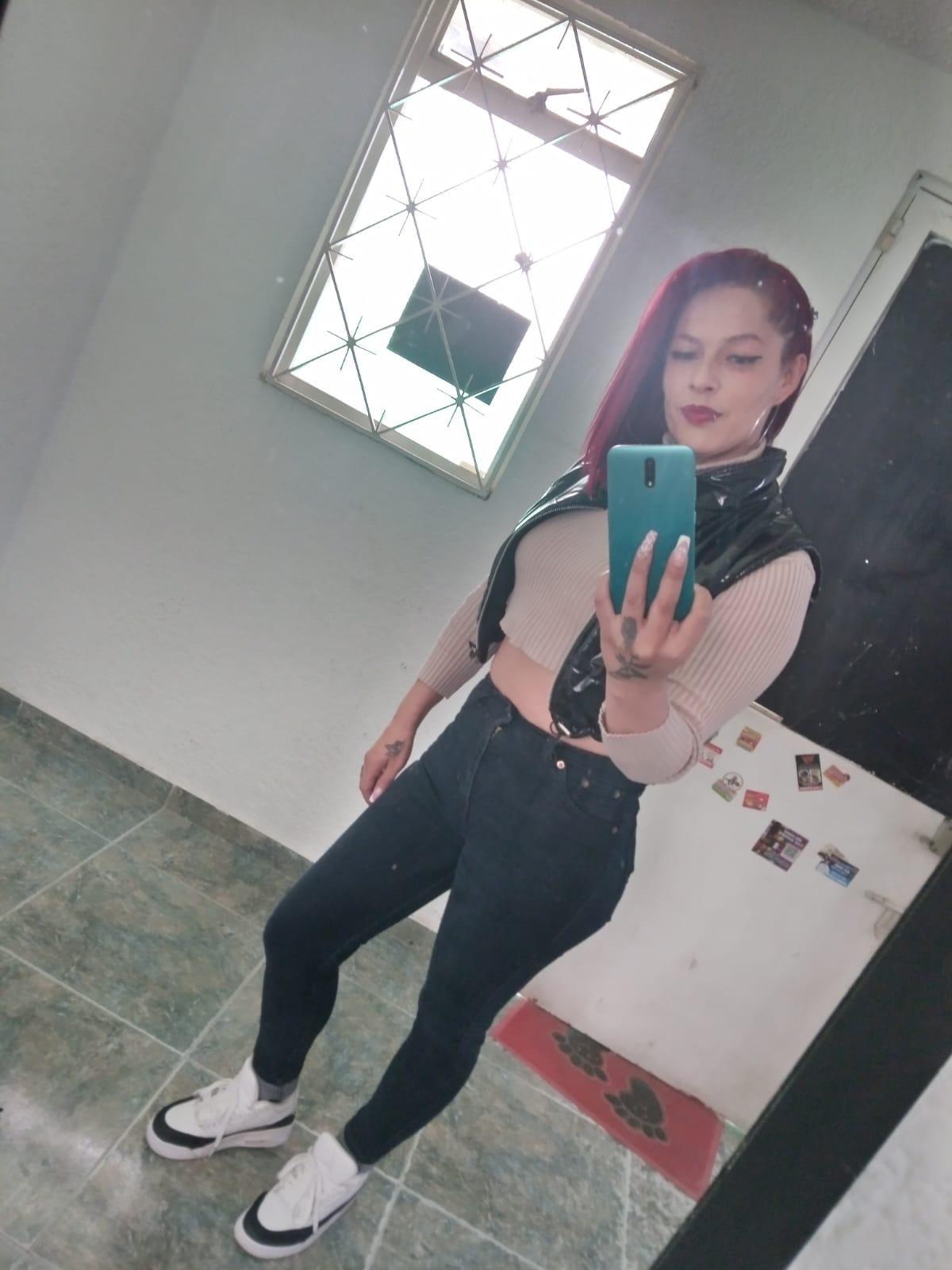 Charlote_miller live from Colombia