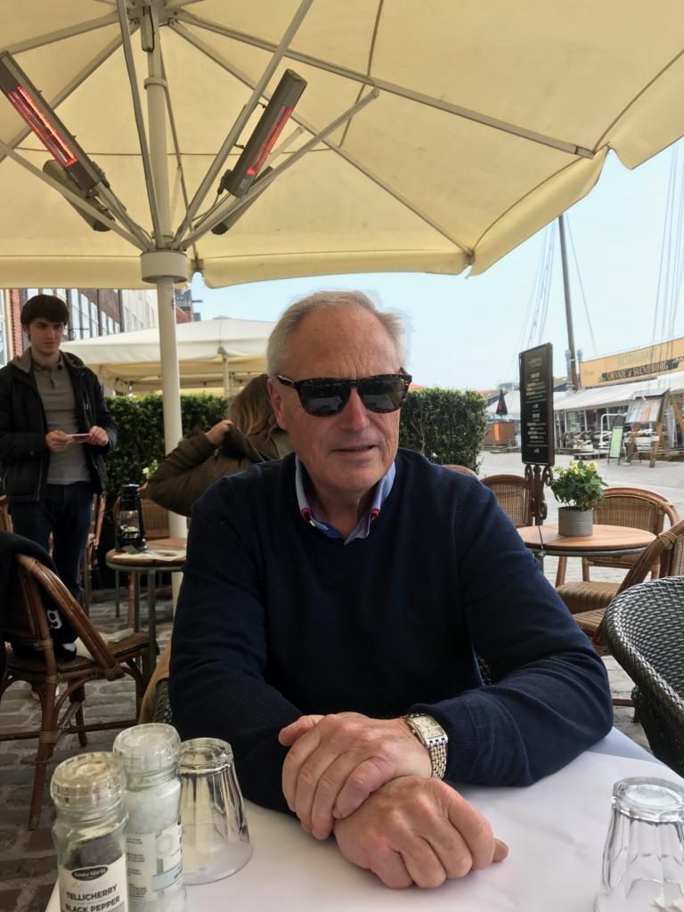 ChrisBertilsson live from Sweden