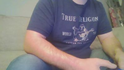 Cockwomble2208 live from United Kingdom