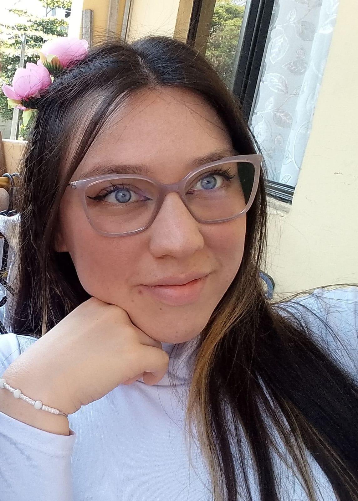 Coral_Mateo live from Colombia