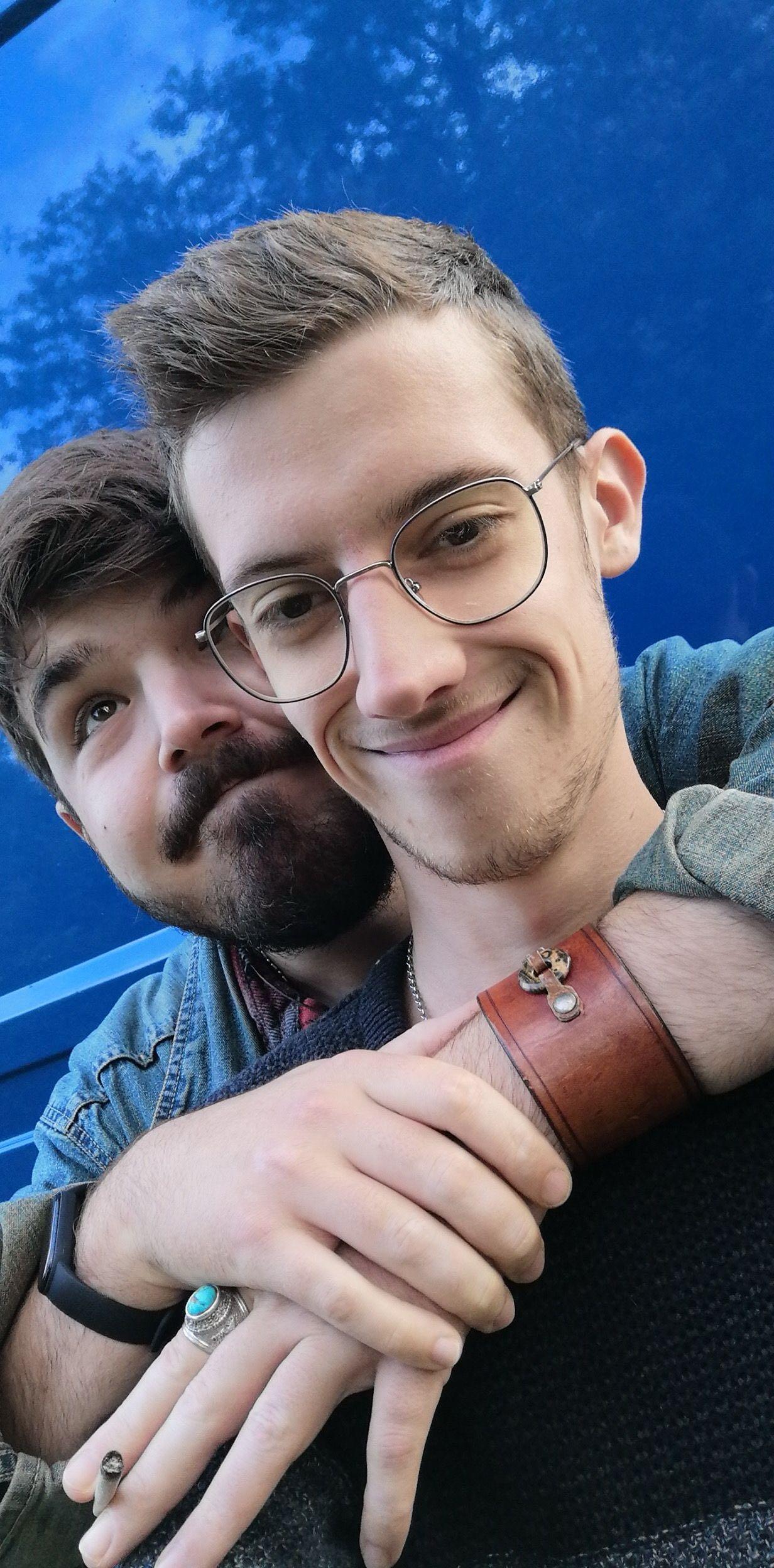 Coupledegay23 live from France
