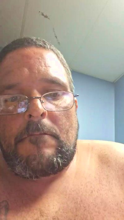 Crazytrain696 live from United States