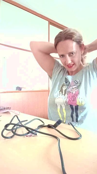 Cristinitapija live from Spain