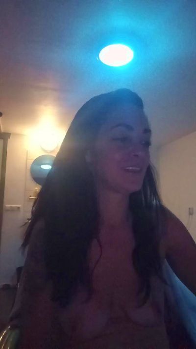 Daisyhot2025 live from Netherlands