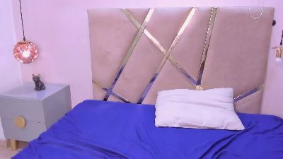 DamienNoir live from United States