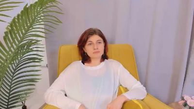 DannielleYoust live from France