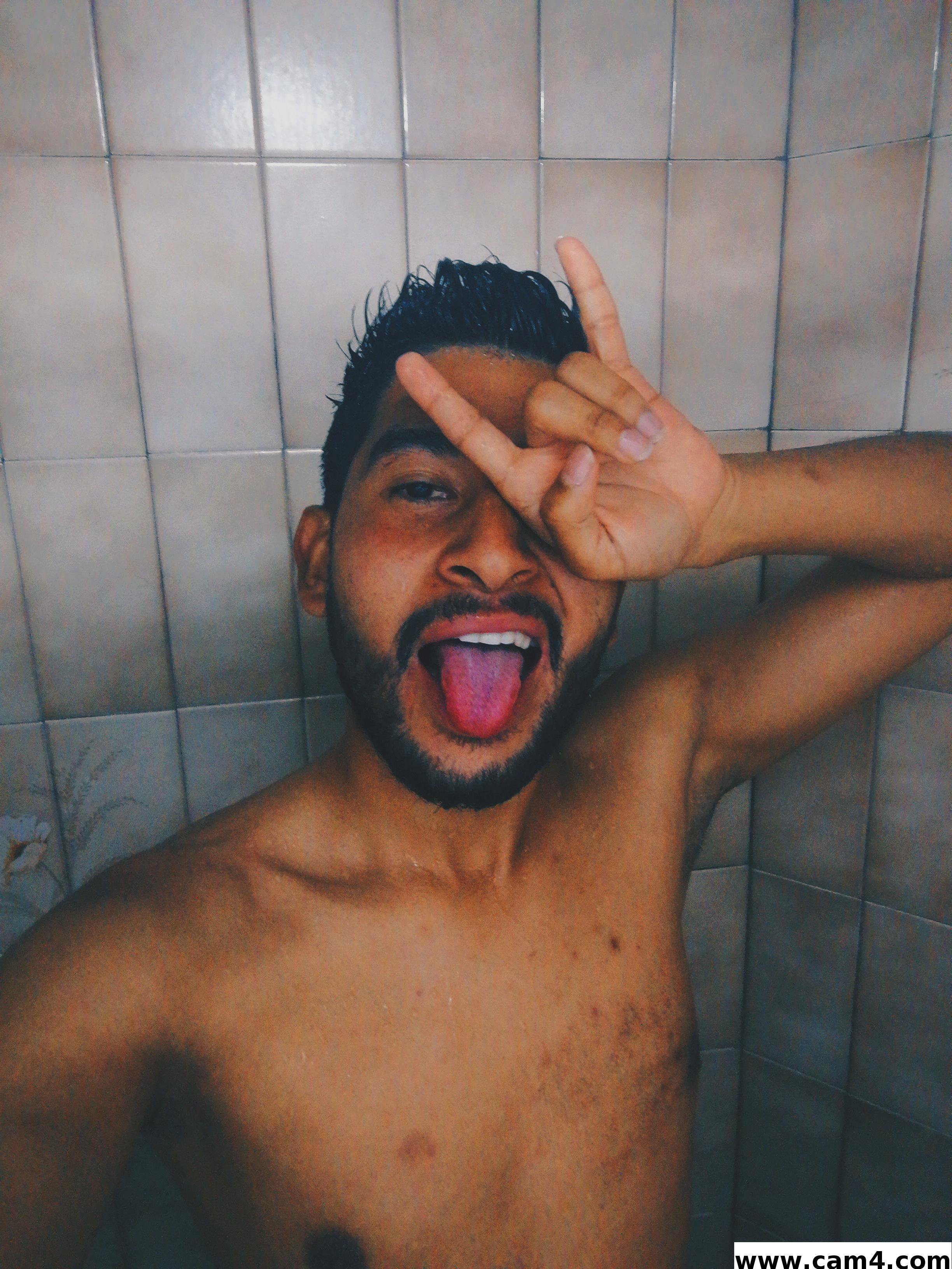 DarkedBoy live from Colombia