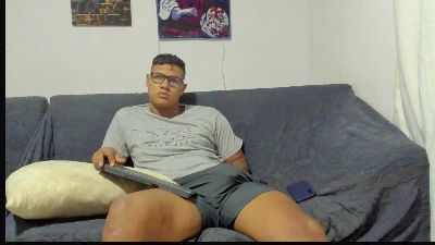 Darren_Hot1 live from Colombia