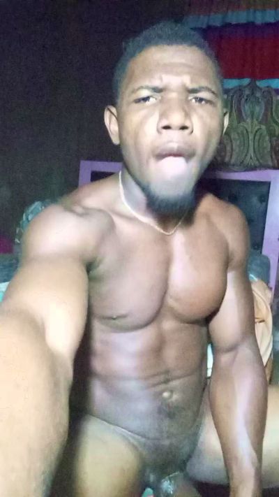 Desy2283 live from Nigeria