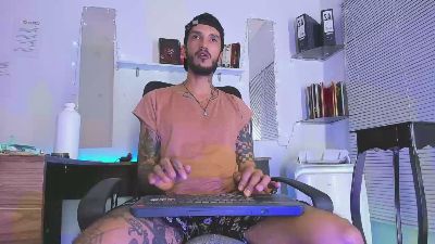 Dex_Ak56 live from Colombia