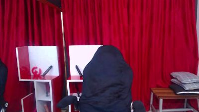 Diana_Reine live from United States