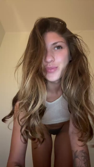 Domm99 live from Spain