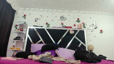 Dreamgirlss live from Colombia