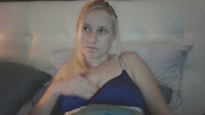EilaAddylyn live from Netherlands