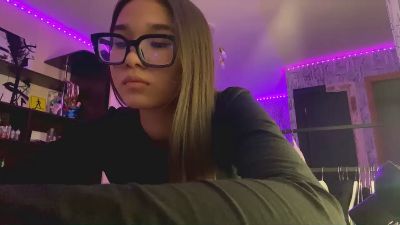 EllenaRenzulli live from Japan