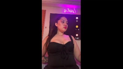 Emma_allen live from Chile