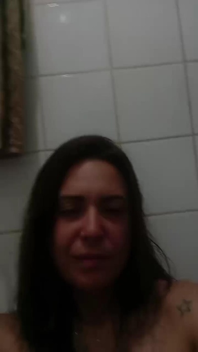 Fernandinha420 live from Brazil