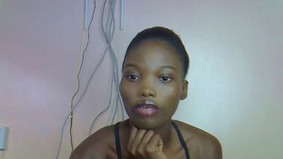Freak_eboni live from Kenya
