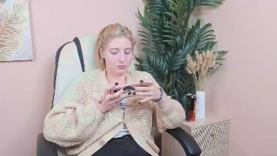GaylaLiddell live from France
