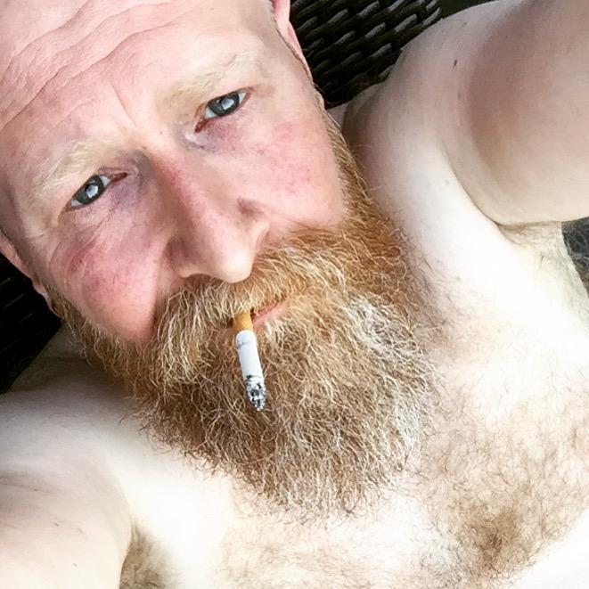 Gingerbear73 live from Germany