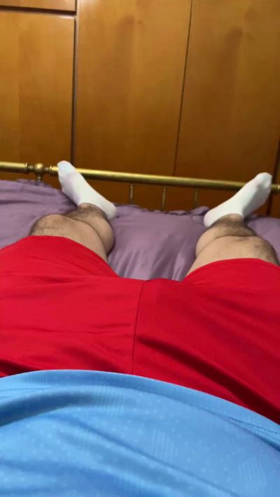 Giulio2005 live from Italy