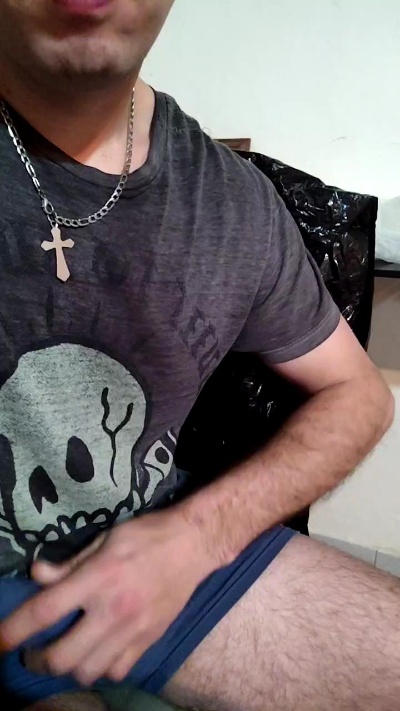 Gonzalito75 live from Argentina