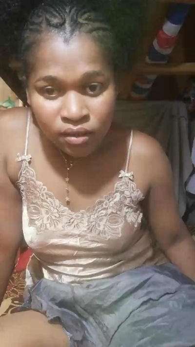 HOLDA208 live from Madagascar