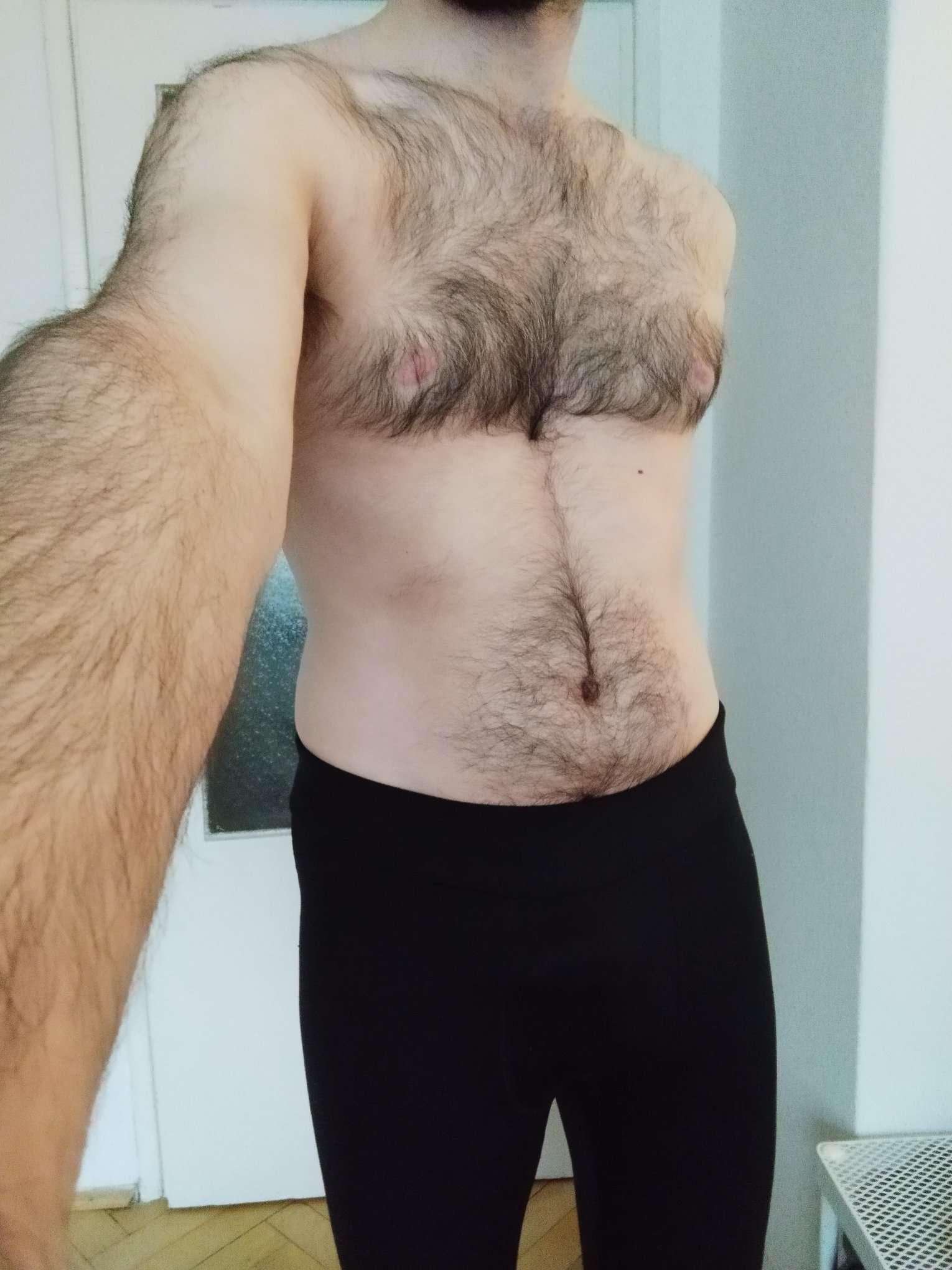 HairyFrenchMan live from France