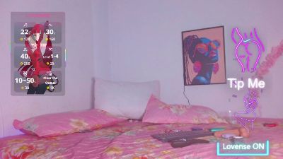 HannahWithLove live from Colombia