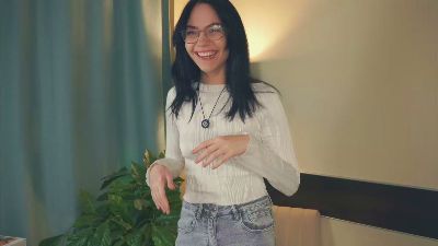 HoneyDewolfe live from France